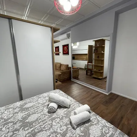 Apartment Gold House *