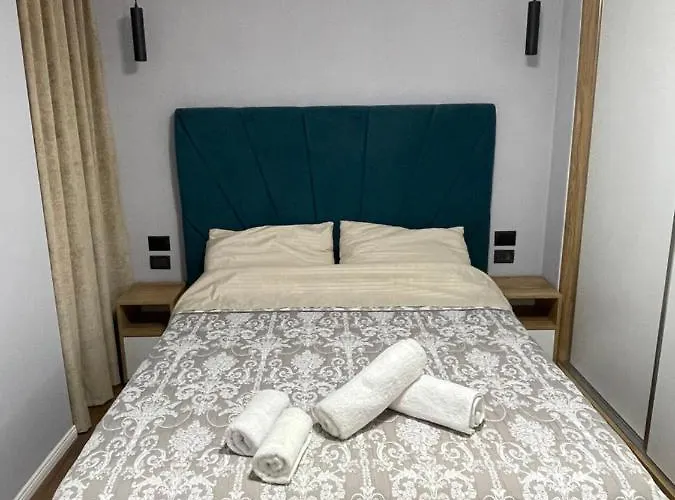 Gold House * Durrës